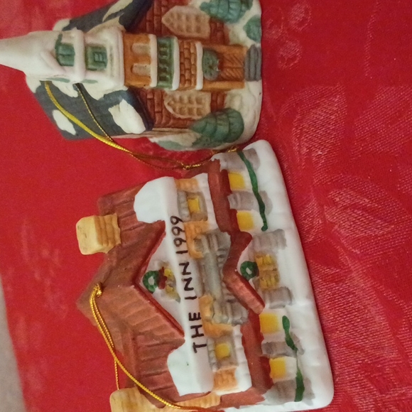 Christmas Village houses with bells - Picture 4 of 9